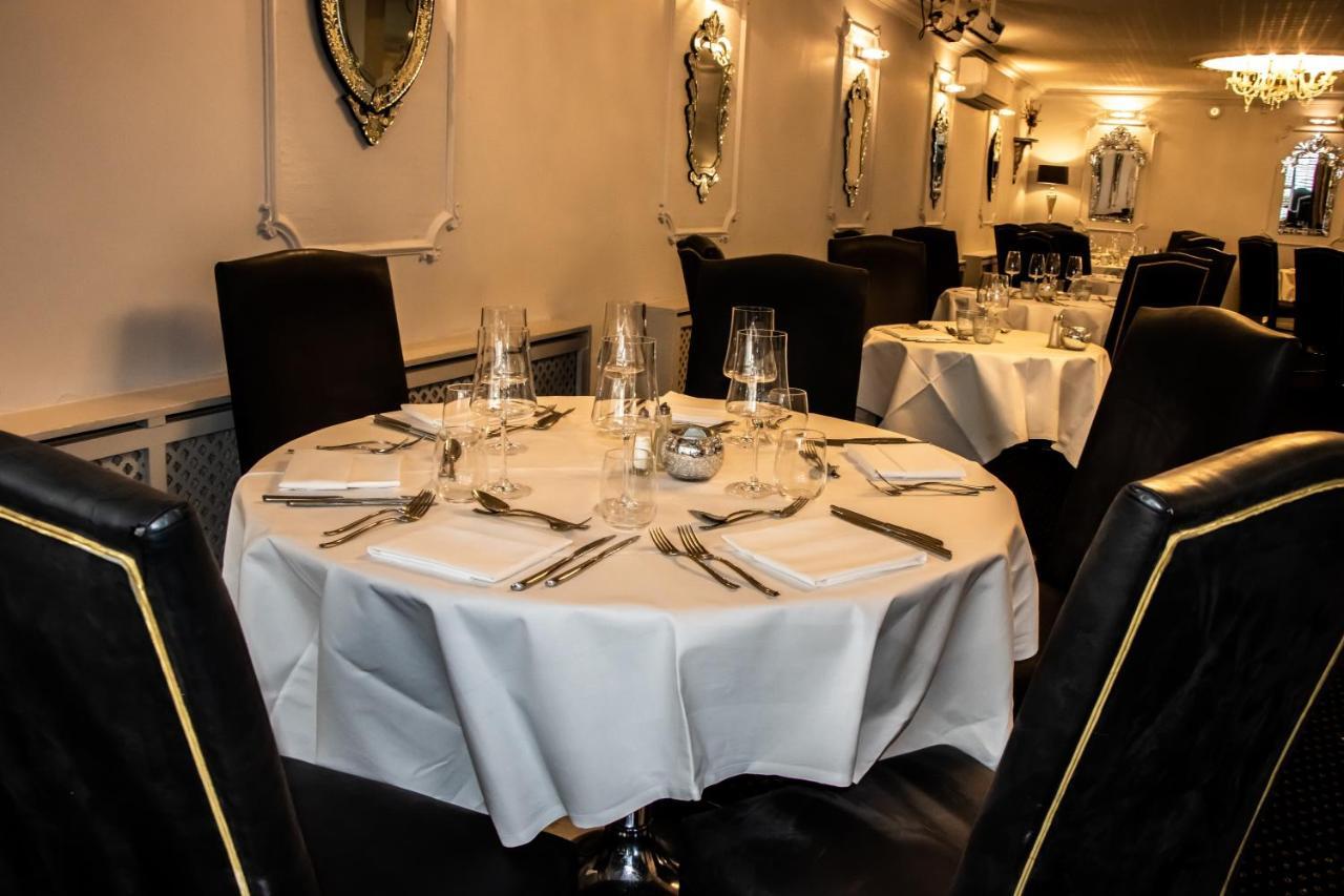 The Lord Bute Hotell Highcliffe Exteriör bild
